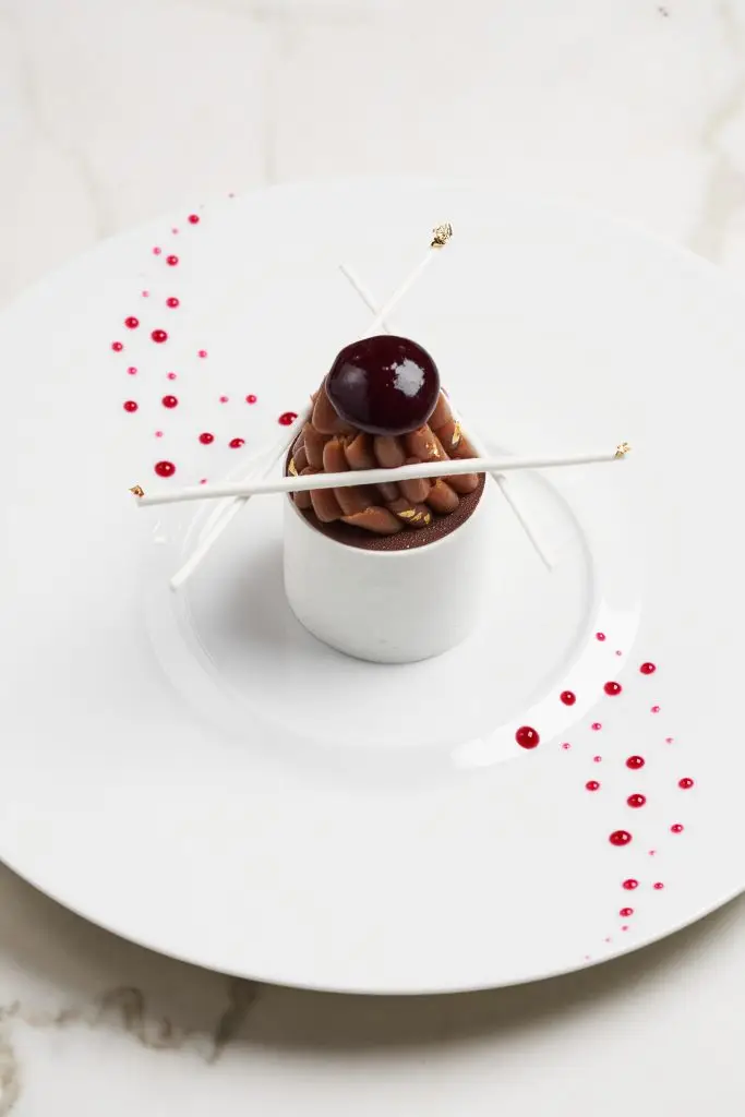 Jo&euml;l Robuchon restaurants and dishes